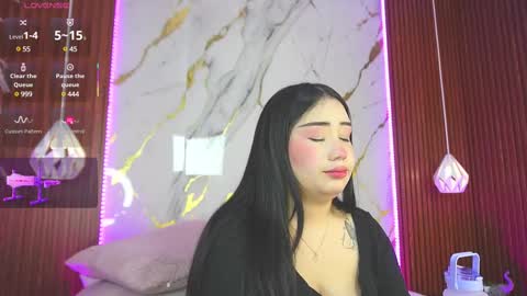 haylie  See you tonight at 8pm Colombia time online show from 02/12/25, 04:12