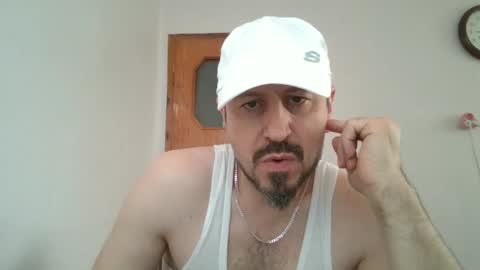 Snapshot of hayal758 chatting on 02/05/25, 06:02 hayal758 online show from 02/05/25, 06:02