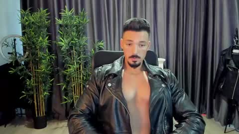 Snapshot of haydenspears chatting on 02/09/25, 11:14 HaydenSpears online show from 02/09/25, 11:14