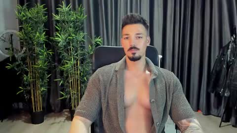 Snapshot of haydenspears chatting on 02/12/25, 05:05 HaydenSpears online show from 02/12/25, 05:05