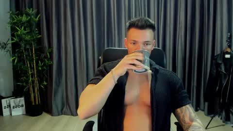 Snapshot of haydenspears chatting on 04/21/26, 01:28 HaydenSpears online show from 04/21/26, 01:28