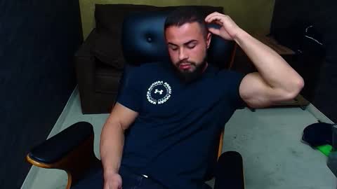 HayesWood online show from 10/25/25, 04:42