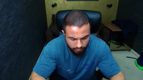 HayesWood online show from 10/31/25, 05:41