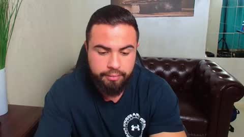 HayesWood online show from 12/18/25, 06:08