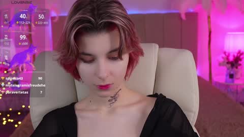 Snapshot of haylaamber chatting on 12/13/24, 12:09 haylaamber online show from 12/13/24, 12:09