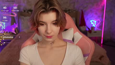 Snapshot of haylaamber chatting on 12/15/24, 03:31 haylaamber online show from 12/15/24, 03:31