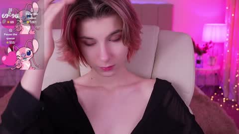 Snapshot of haylaamber chatting on 01/22/25, 06:10 haylaamber online show from 01/22/25, 06:10