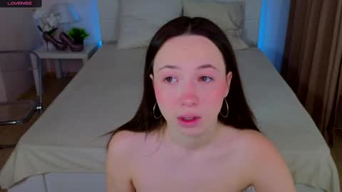 Hayle online show from 03/03/25, 02:15