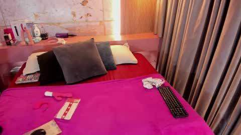 haylenpark online show from 09/14/25, 10:03