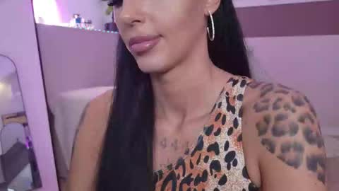 Snapshot of hayleybabe4 chatting on 02/10/26, 10:36 Hayley online show from 02/10/26, 10:36