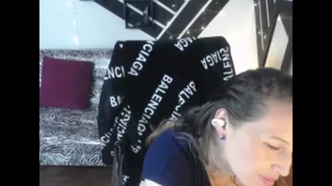 Snapshot of hayleymiller_vc chatting on 02/14/25, 08:21 hayley miller online show from 02/14/25, 08:21