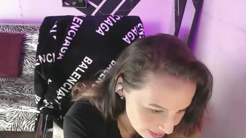 Snapshot of hayleymiller_vc chatting on 02/25/25, 08:36 hayley miller online show from 02/25/25, 08:36