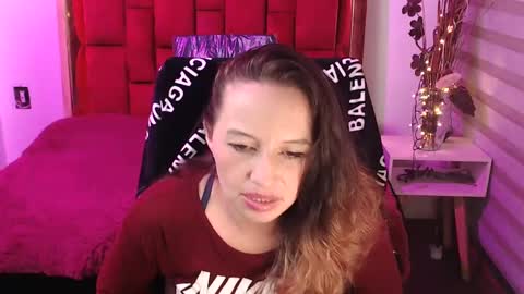 Snapshot of hayleymiller_vc chatting on 03/09/25, 04:05 hayley miller online show from 03/09/25, 04:05