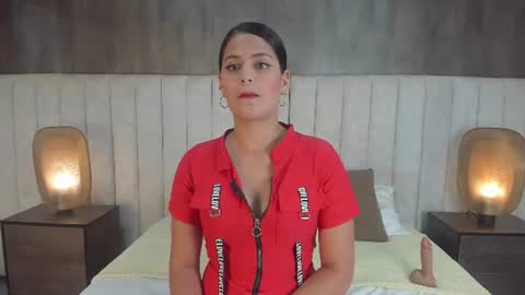 Hayli  online show from 06/17/26, 07:37