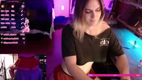 Snapshot of hazel_lust chatting on 02/27/26, 07:52 Hazel Lust online show from 02/27/26, 07:52