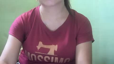 Snapshot of hazeldhane chatting on 06/08/26, 01:28 hazeldhane online show from 06/08/26, 01:28