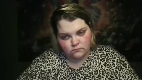 Snapshot of hazeleyez97 chatting on 11/08/25, 08:14 Hazeleyez97 online show from 11/08/25, 08:14