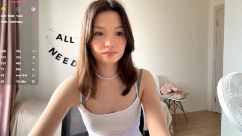 Kira online show from 06/09/26, 01:45