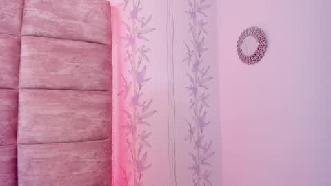 Snapshot of hazelmoret chatting on 02/10/25, 06:24 HazelMoret online show from 02/10/25, 06:24