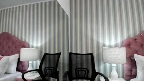 Snapshot of hazelmoret chatting on 02/22/25, 12:29 HazelMoret online show from 02/22/25, 12:29