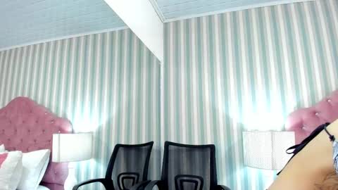 Snapshot of hazelmoret chatting on 02/26/25, 11:52 HazelMoret online show from 02/26/25, 11:52