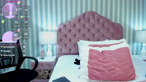 Snapshot of hazelmoret chatting on 03/05/25, 12:38 HazelMoret online show from 03/05/25, 12:38