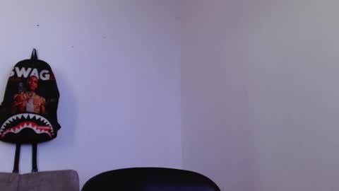 hazlan_420 online show from 11/15/25, 07:32