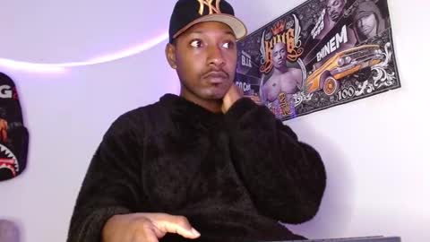 Snapshot of hazlan_420 chatting on 01/10/26, 11:12 hazlan_420 online show from 01/10/26, 11:12