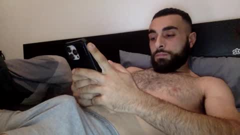 Snapshot of hbabian chatting on 11/26/25, 08:04 hbabian online show from 11/26/25, 08:04