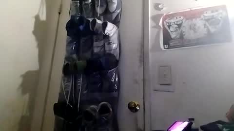 hbdj2164 online show from 12/16/24, 11:33