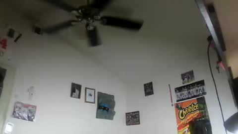 Snapshot of hbdj2164 chatting on 01/15/26, 12:32 hbdj2164 online show from 01/15/26, 12:32