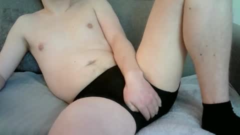 Snapshot of hbo19 chatting on 01/05/26, 05:49 hbo19 online show from 01/05/26, 05:49