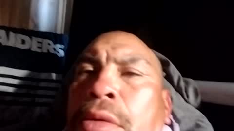 Snapshot of headshop_ chatting on 02/02/25, 11:21 Cloudznpointzsex online show from 02/02/25, 11:21