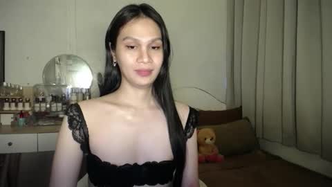 Snapshot of heather_bbyy chatting on 11/10/25, 09:47 heather_bbyy online show from 11/10/25, 09:47