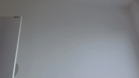 Snapshot of heatwavee chatting on 12/16/24, 07:43 heatwavee online show from 12/16/24, 07:43