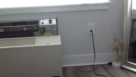 Snapshot of heatwavee chatting on 09/16/25, 05:25 heatwavee online show from 09/16/25, 05:25