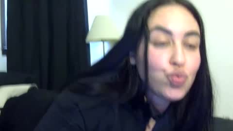 Snapshot of heatwavee chatting on 01/05/26, 05:27 heatwavee online show from 01/05/26, 05:27