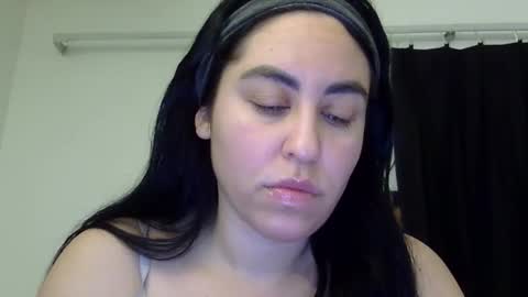 Snapshot of heatwavee chatting on 02/02/26, 11:20 heatwavee online show from 02/02/26, 11:20