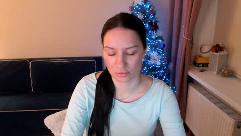 Snapshot of heaven_chloe chatting on 02/05/25, 07:20 Heaven girl online show from 02/05/25, 07:20