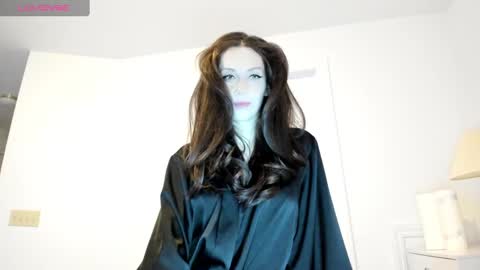 Helen online show from 01/16/25, 04:07