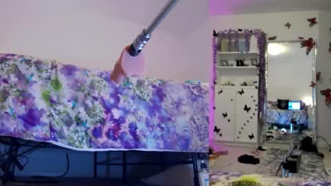 Helen online show from 12/02/25, 01:00