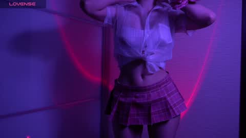 Snapshot of heavenly_diva653 chatting on 01/21/25, 12:50 Andrea you can subscribe for now there will be posts soon and my favorite body for you online show from 01/21/25, 12:50
