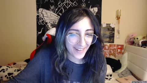 Snapshot of heavenlycreature chatting on 02/28/25, 02:31 Diana online show from 02/28/25, 02:31