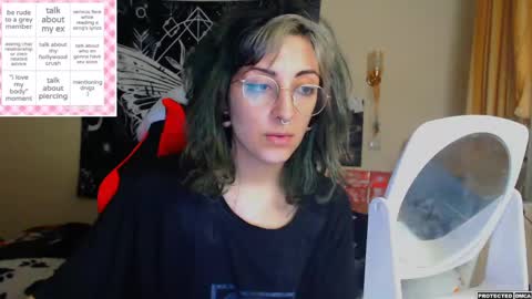 Snapshot of heavenlycreature chatting on 03/22/26, 09:40 Diana online show from 03/22/26, 09:40