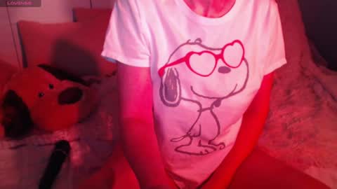 Snapshot of heavenlykiss chatting on 12/09/24, 08:33 Chani online show from 12/09/24, 08:33