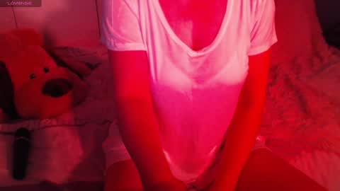 Snapshot of heavenlykiss chatting on 12/12/24, 08:25 Chani online show from 12/12/24, 08:25