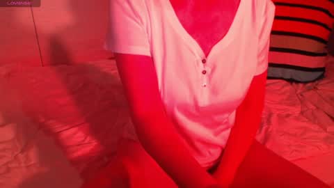 Snapshot of heavenlykiss chatting on 12/30/24, 02:40 Chani online show from 12/30/24, 02:40