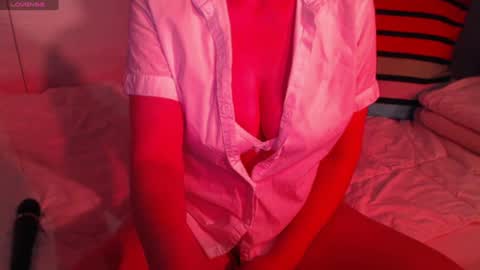 Snapshot of heavenlykiss chatting on 01/08/25, 10:59 Chani online show from 01/08/25, 10:59