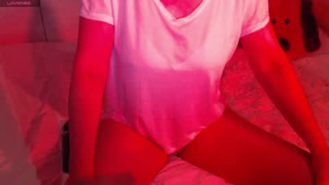 Snapshot of heavenlykiss chatting on 01/28/25, 08:04 Chani online show from 01/28/25, 08:04