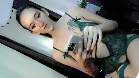 Heavenly online show from 12/13/25, 10:04